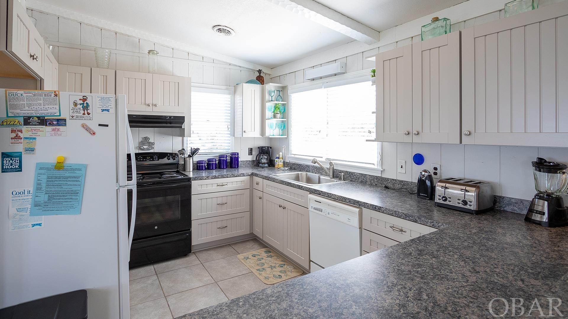 Duck, North Carolina 27949, 4 Bedrooms Bedrooms, ,4 BathroomsBathrooms,Single family - detached,For sale,Waxwing Lane,116727 Duck, North Carolina 27949, 4 Bedrooms Bedrooms, ,4 BathroomsBathrooms,Single family - detached,For sale,Waxwing Lane,116727