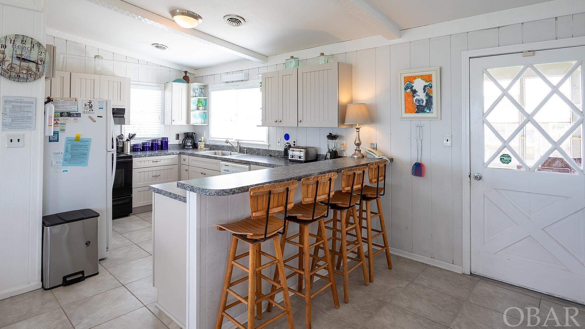 Duck, North Carolina 27949, 4 Bedrooms Bedrooms, ,4 BathroomsBathrooms,Single family - detached,For sale,Waxwing Lane,116727 Duck, North Carolina 27949, 4 Bedrooms Bedrooms, ,4 BathroomsBathrooms,Single family - detached,For sale,Waxwing Lane,116727