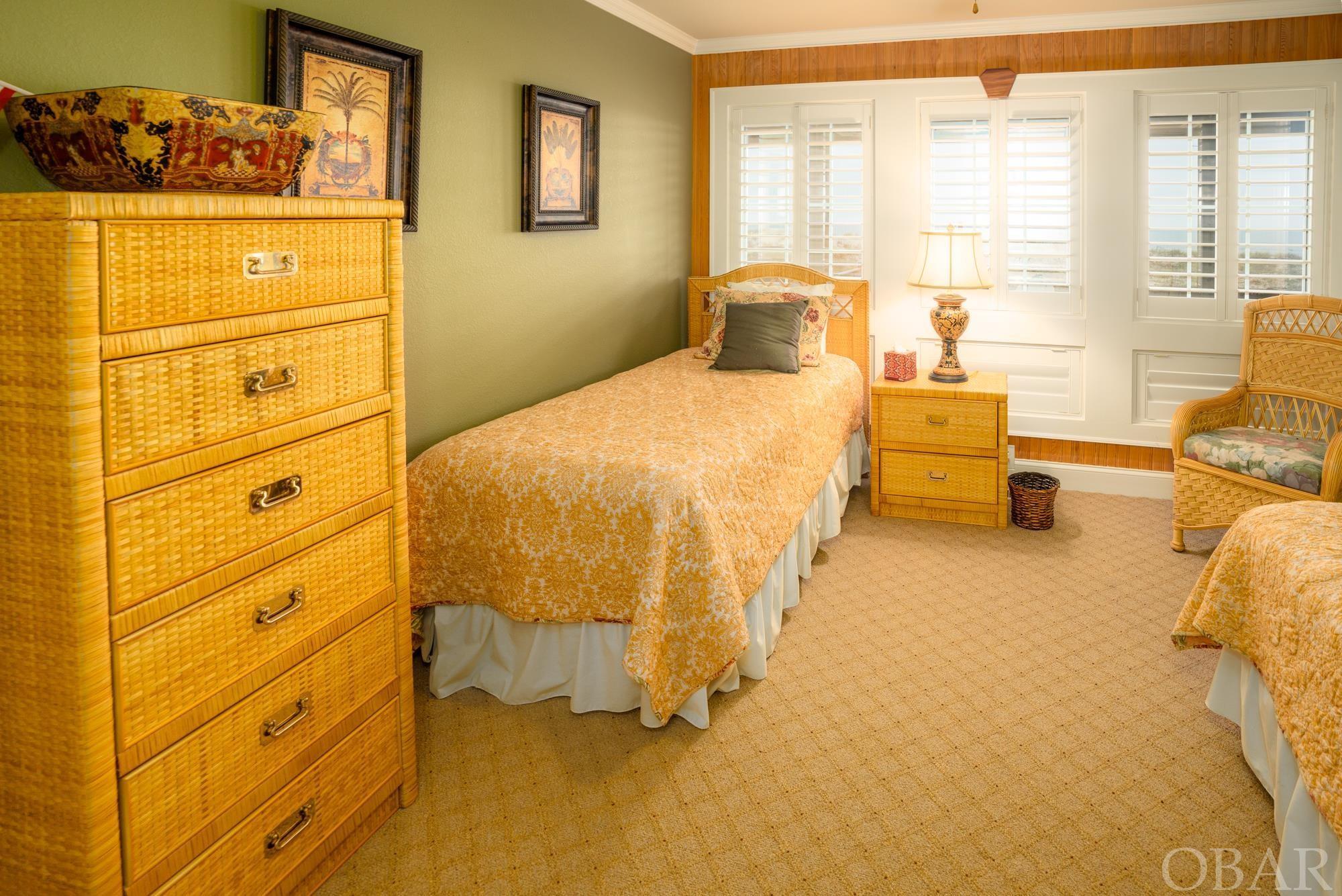 Corolla, North Carolina 27927, 4 Bedrooms Bedrooms, ,3 BathroomsBathrooms,Single family - detached,For sale,Sandfiddler Road,119016