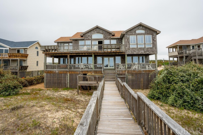 Corolla, North Carolina 27927, 4 Bedrooms Bedrooms, ,3 BathroomsBathrooms,Single family - detached,For sale,Sandfiddler Road,119016