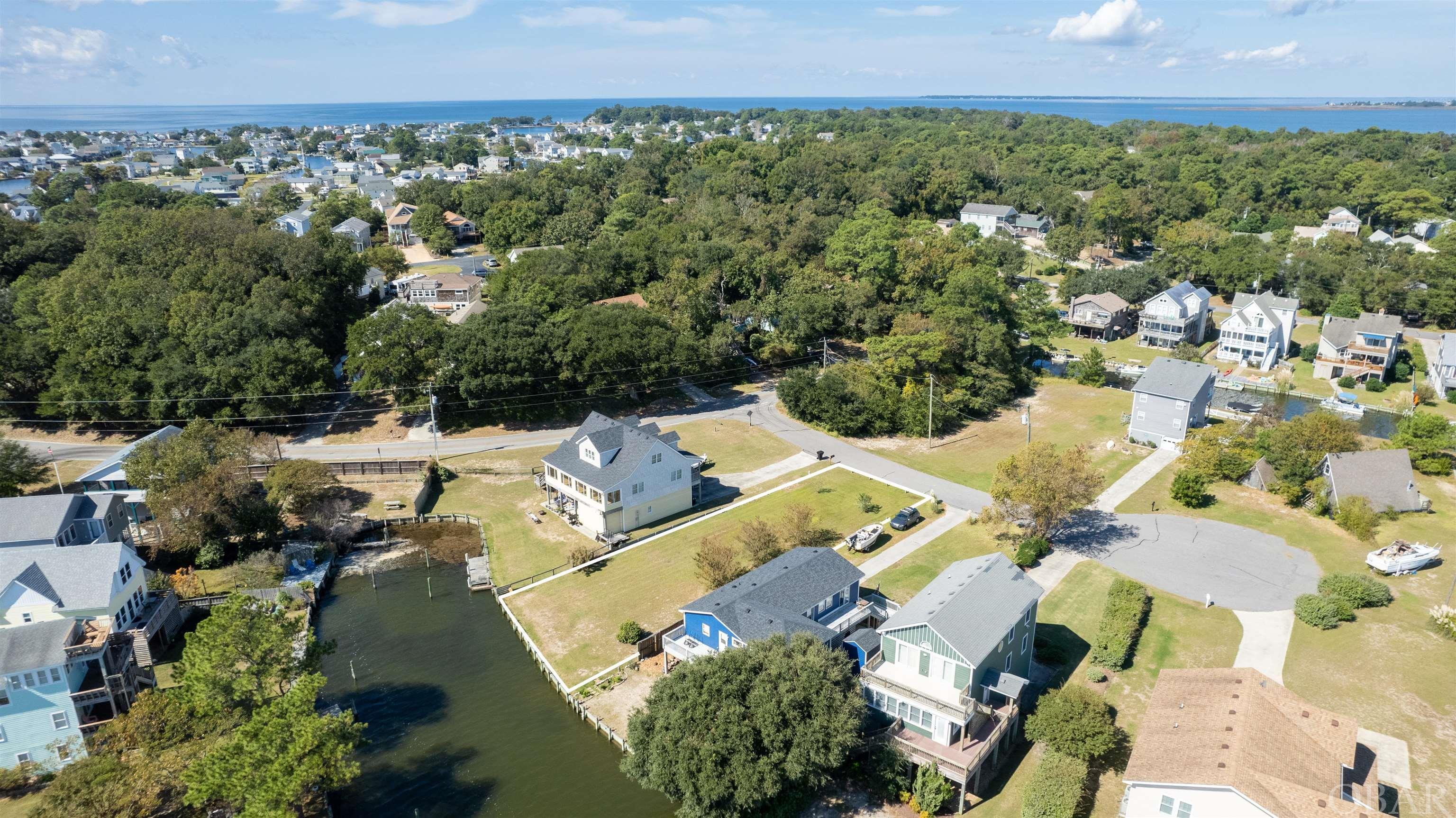 Kill Devil Hills, North Carolina 27948, ,Residential,For sale,Queen Court,120596
