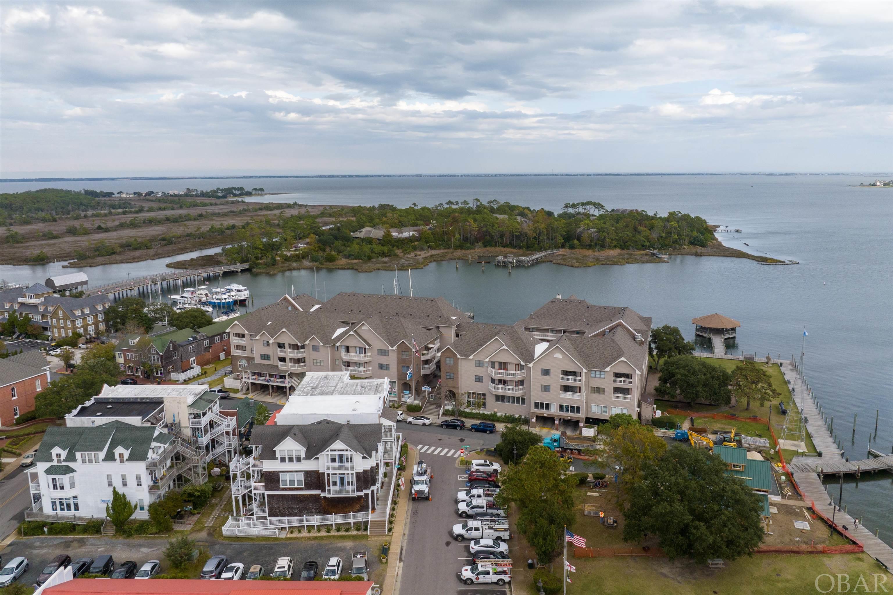 Manteo, North Carolina 27954, ,Restaurant,For sale,Queen Elizabeth Avenue,120743