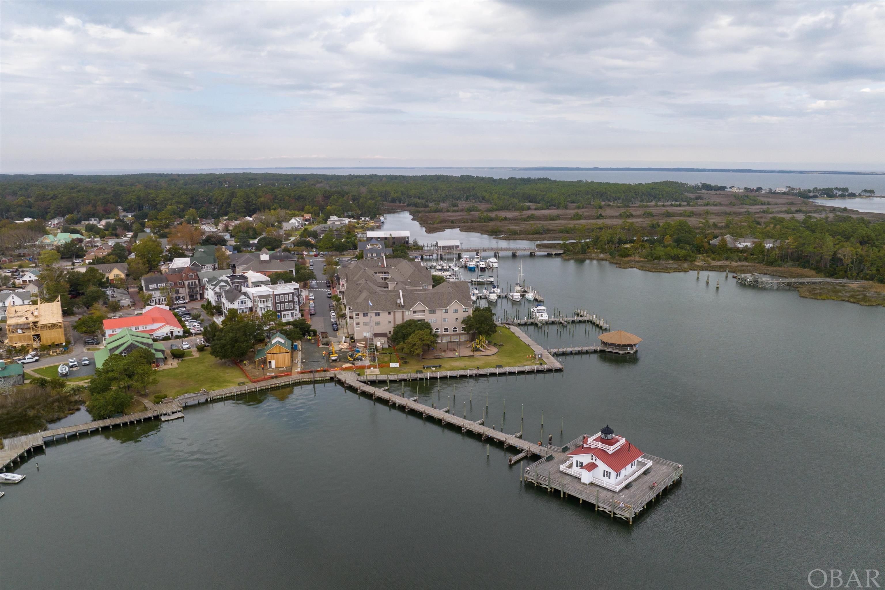 Manteo, North Carolina 27954, ,Restaurant,For sale,Queen Elizabeth Avenue,120743