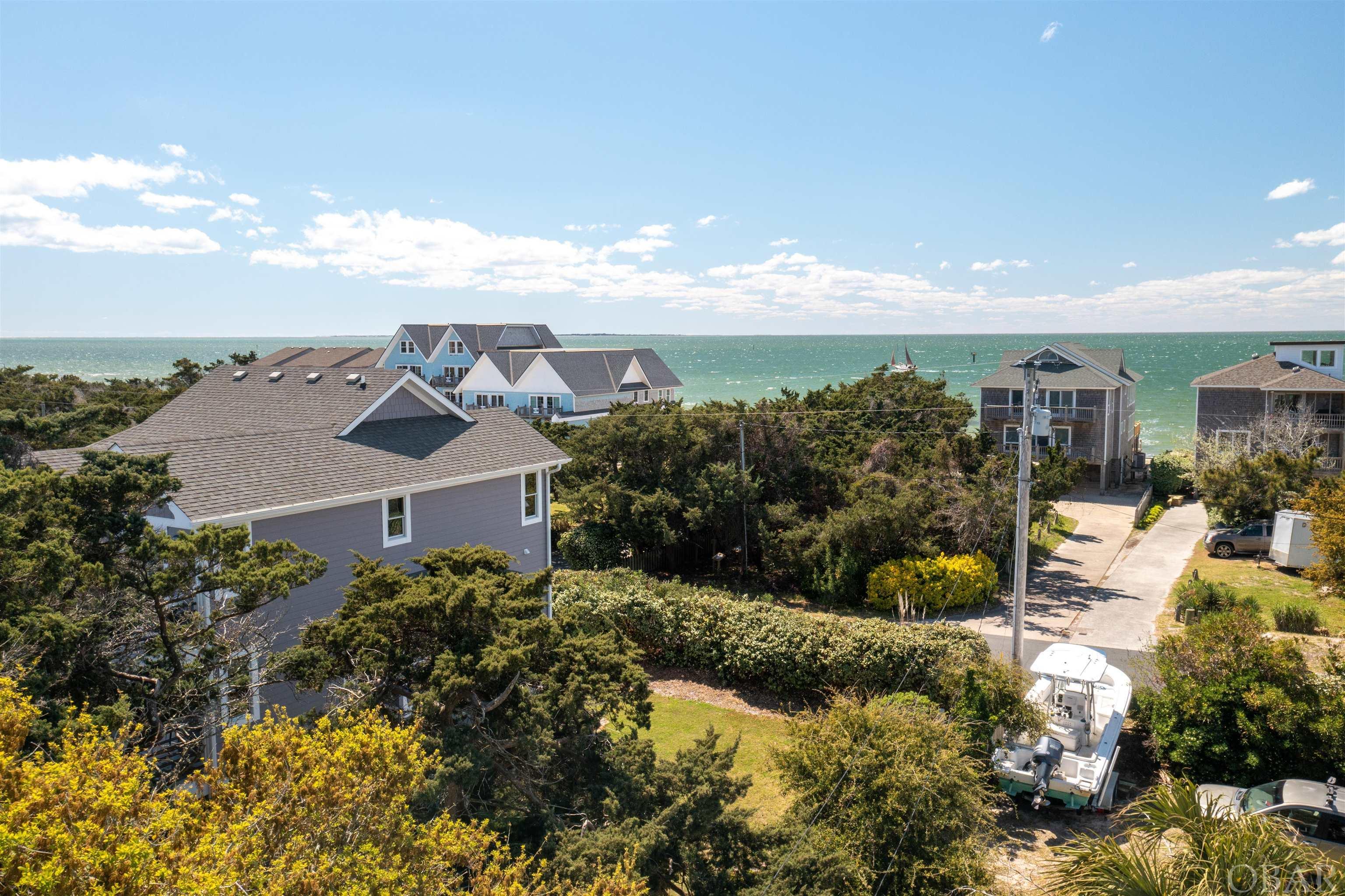 View from roughly 35' of potentially elevated house, 2nd story addition, or crow's nest.