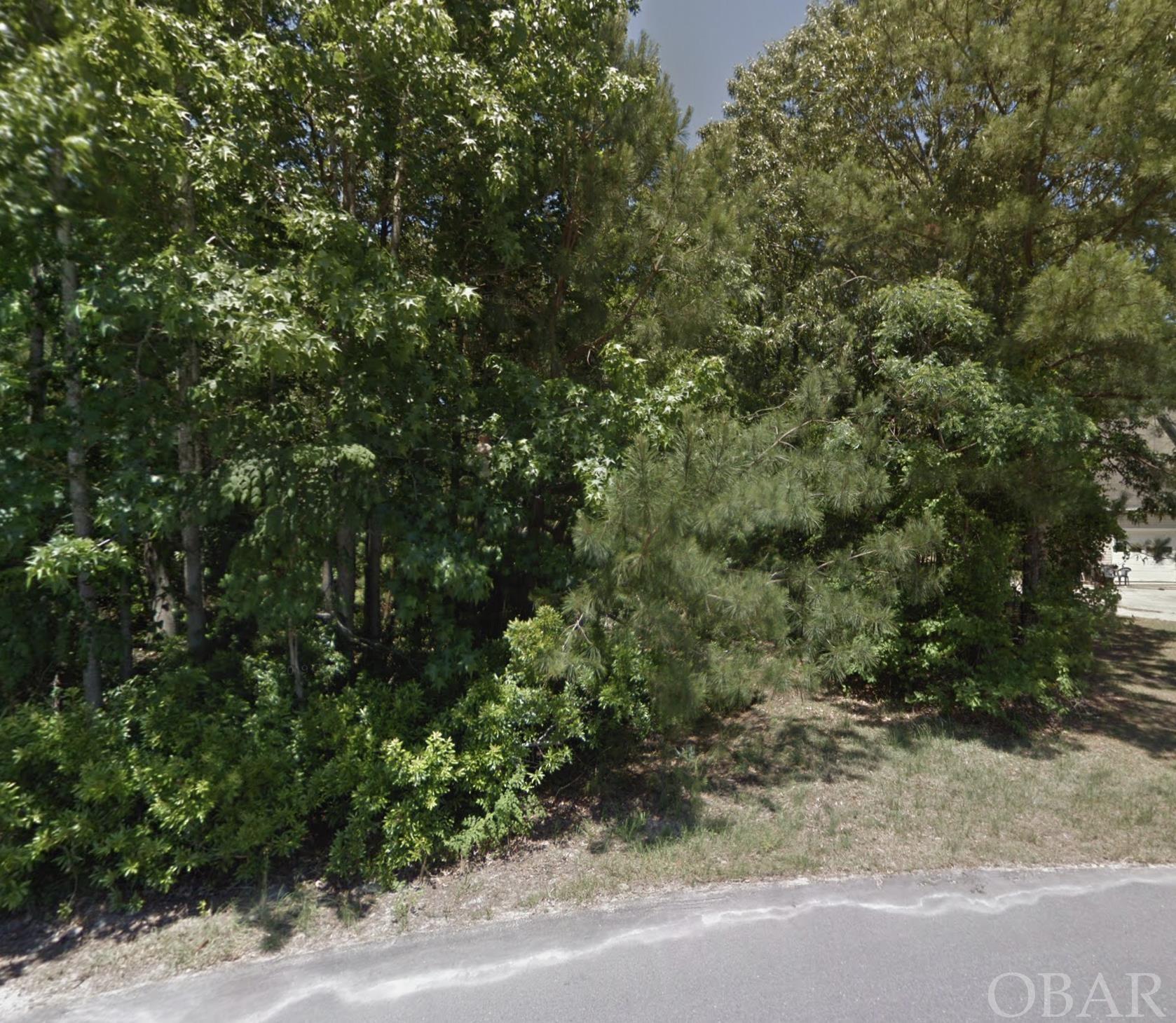 Manteo, North Carolina 27954, ,Residential,For sale,Dogwood Trail,121024